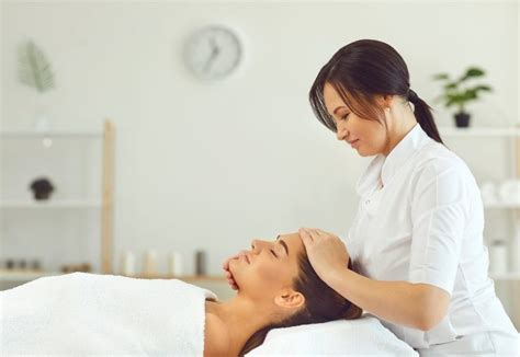 people that are similar to massage therpist